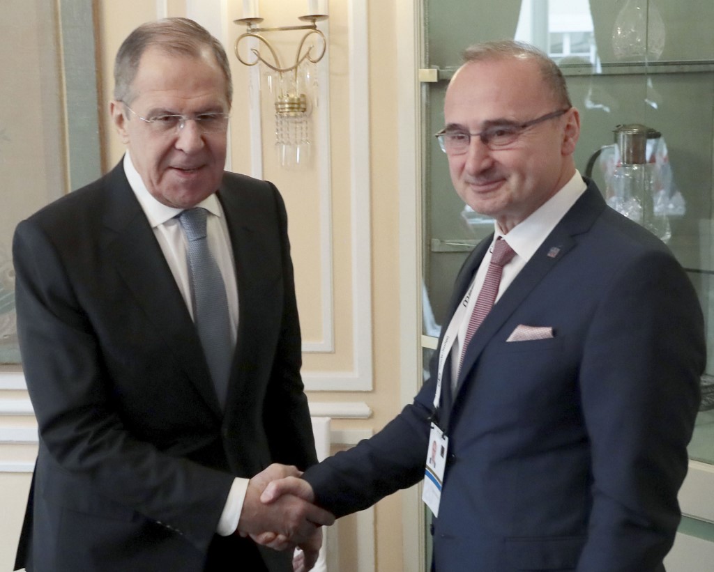 6166250 15.02.2020 Russian Foreign Minister Sergey Lavrov, left, shakes hands with Minister of Foreign Affairs of the Republic of Croatia Gordan Grlic Radman during their meeting in Munich, Germany.

 Vitaliy Belousov / Sputnik